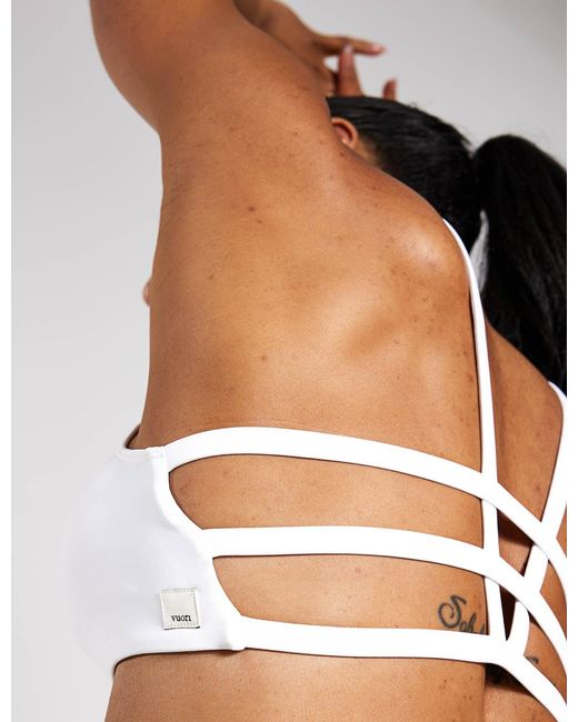 vuori White Women's Yosemite Light Support Sports Bra