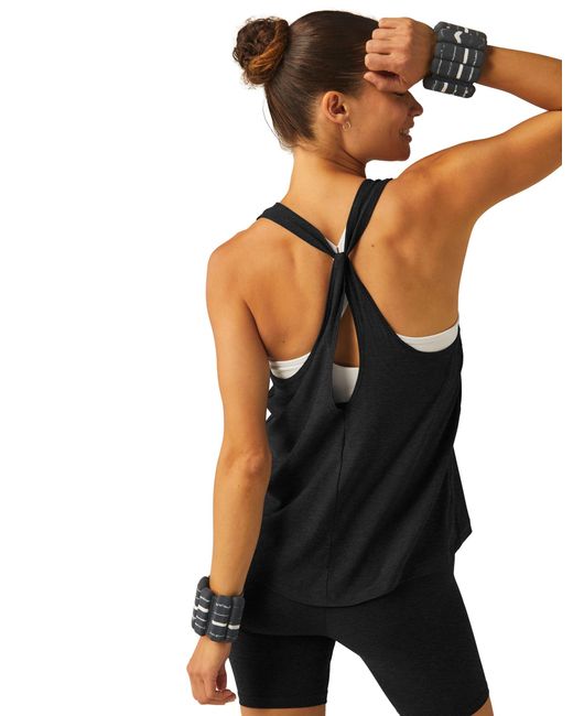 Beyond Yoga Black Women's Featherweight Captivate Cutout Tank