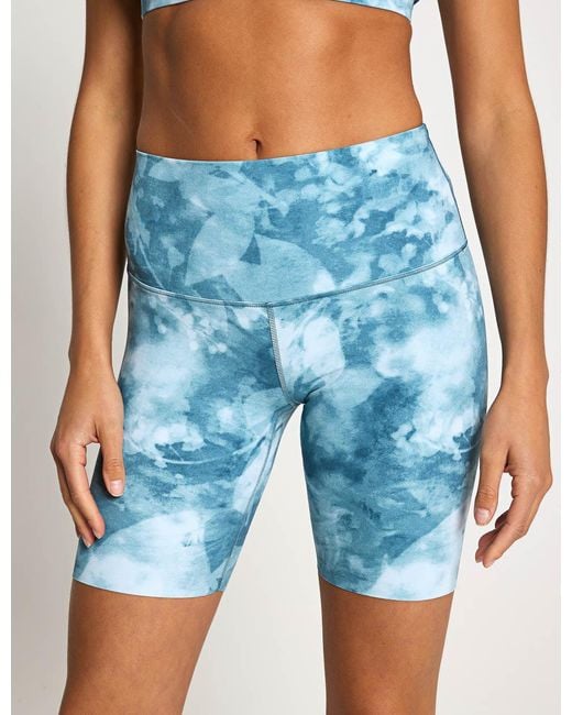 Nike Blue Women's Zenvy 8" Printed Biker Shorts