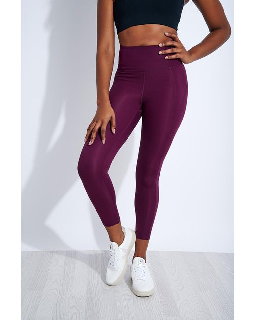 GIRLFRIEND COLLECTIVE Compressive High 