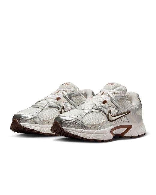 Nike White Women's V5 Rnr Trainers
