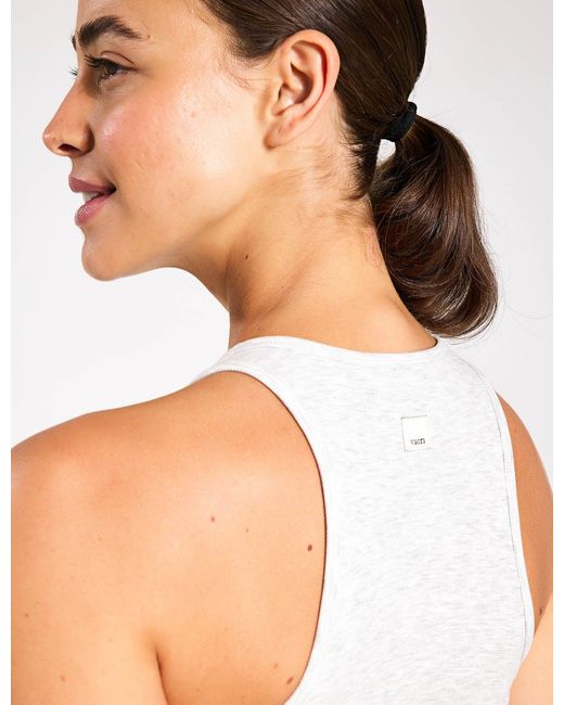 vuori White Women's Pose Plyo Tank