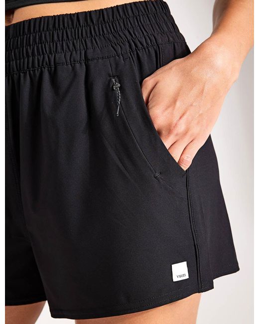 vuori Black Women's Dash Short 2.0