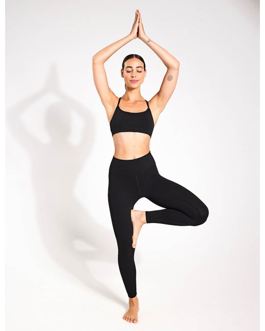vuori Black Women's Allthefeels Light Support Sports Bra