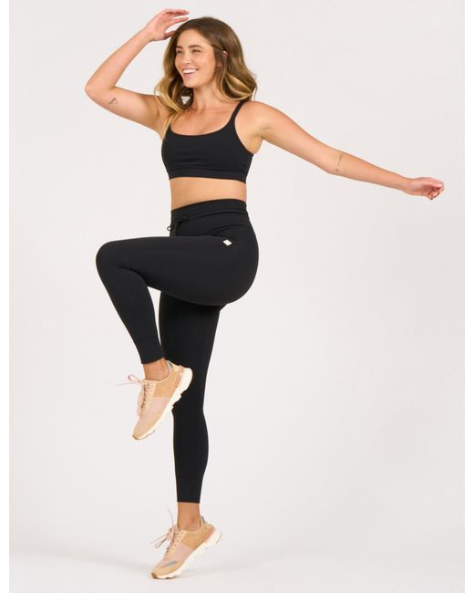 vuori Black Women's Daily legging