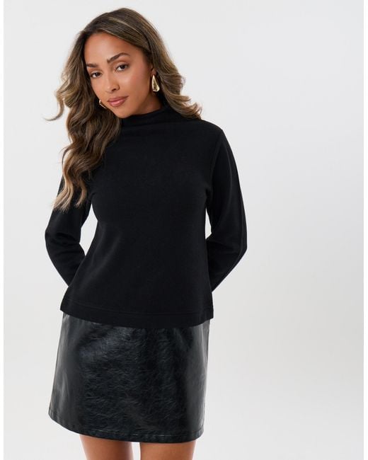 Threadbare Black Threadbare 2