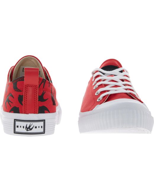 mcq swallow trainers