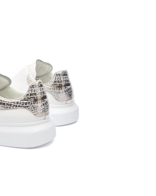 Sneakers oversize di Alexander McQueen in White da Uomo