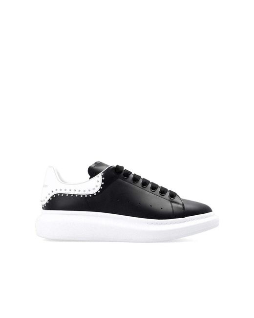 Sneakers oversize con borchie di Alexander McQueen in Black da Uomo