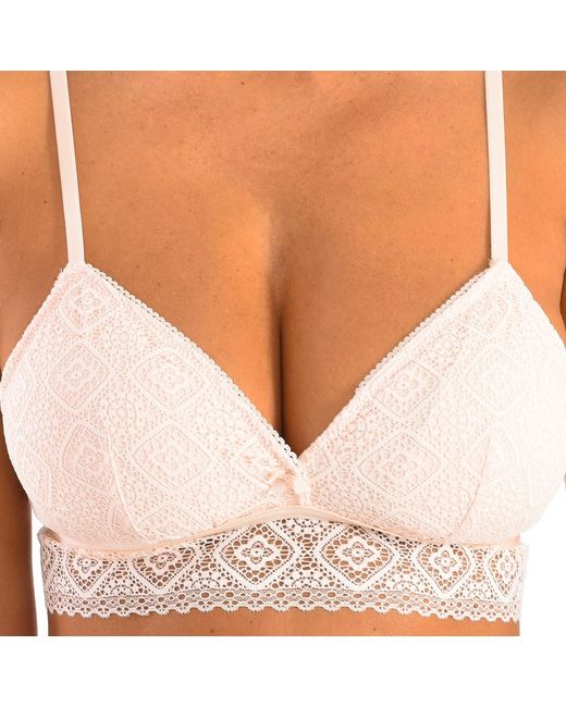 Selene Kim Damesbeha in het White