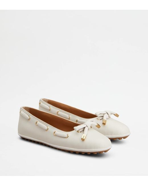 Tod's Natural Ballerinas