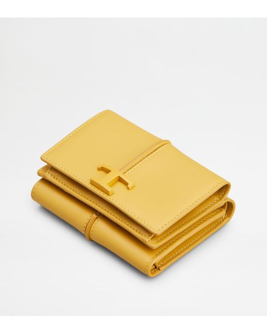 Tod's Yellow Portemonnaie T Timeless aus Leder
