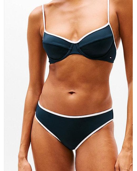 Tommy Hilfiger Klassiek Bikinibroekje Met Contrasterende Rand in het Blue