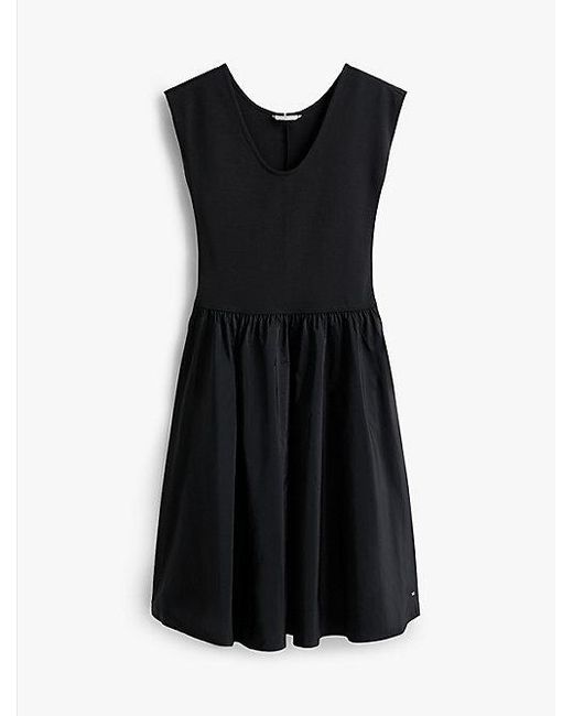 Vestido Midi De Punto Con Corte Evasé Tommy Hilfiger de color Black