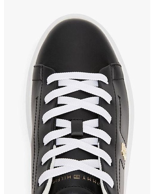 Tommy Hilfiger Leren Court Sneaker Met Th-Monogram in het Black