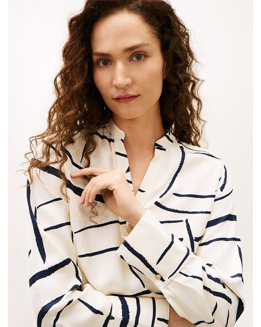 Tommy Hilfiger White Relaxed Fit-Tone Button V-Neck Blouse