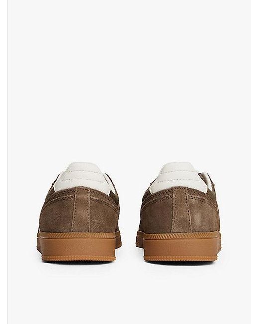 Tommy Hilfiger The Greenwich Suède Sneaker Met Gemengde Texturen in het Brown