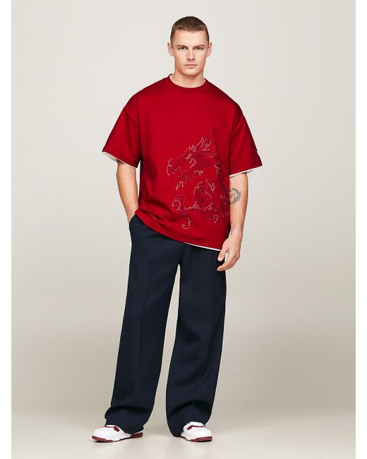 T-shirt mixte Tommy x CLOT à motif dragon Tommy Hilfiger pour homme en coloris Red
