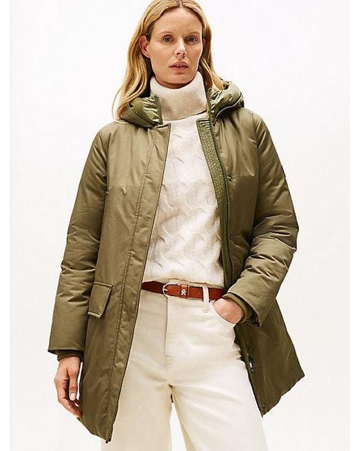 Parka Acolchada Con Capucha A Contraste Tommy Hilfiger de color Natural