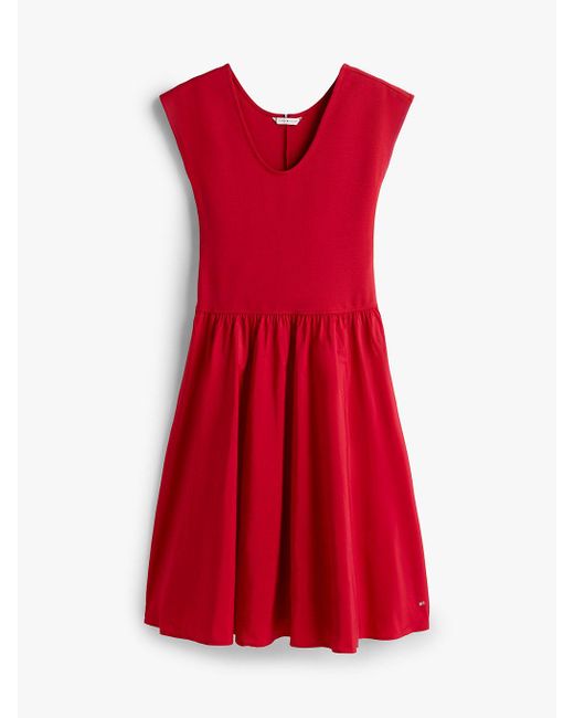 Vestito Midi A Campana di Tommy Hilfiger in Red