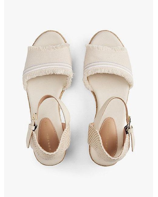 Tommy Hilfiger Canvas Sandaal Met Sleehak En Franjes in het Natural