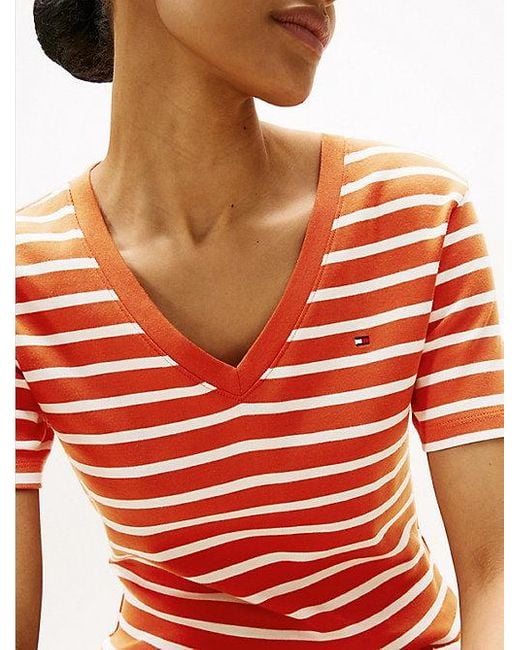 Tommy Hilfiger Slim Fit T-Shirt Met V-Hals in het Orange