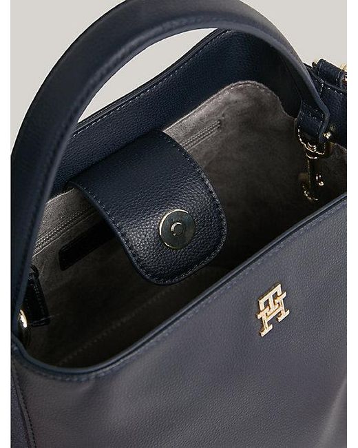 Tommy Hilfiger Essential Signature Bucket Bag in het Blue