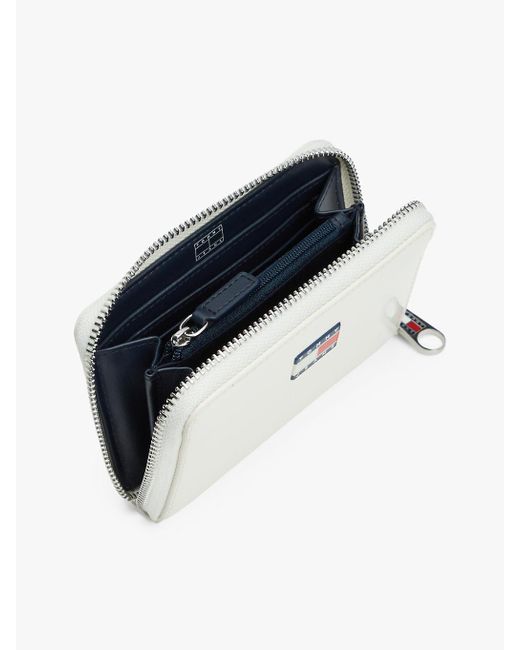 Tommy Hilfiger White Essential Logo Plaque Zip-Around Wallet