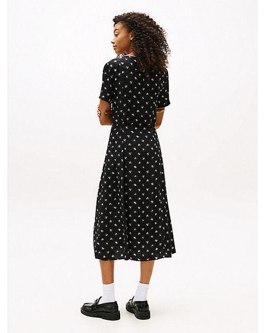 Tommy Hilfiger Midi-Jurk Met V-Hals En Bloemenprint in het Black