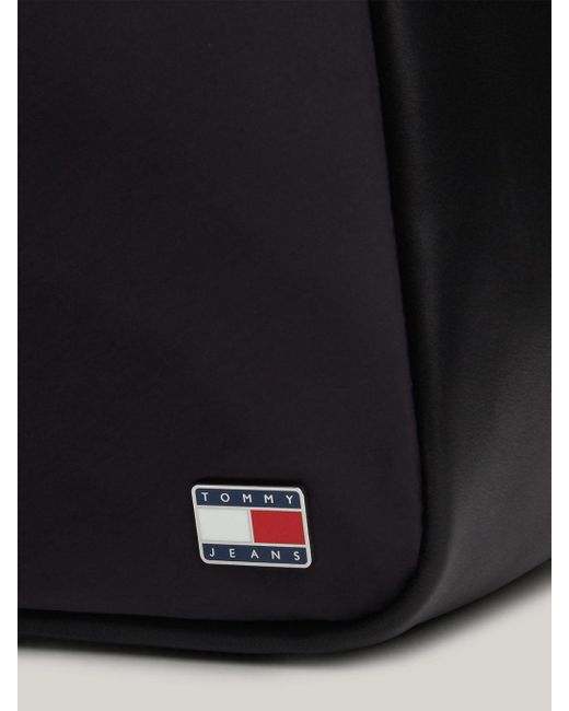 Grand sac bandoulière utilitaire Tommy Hilfiger en coloris Black