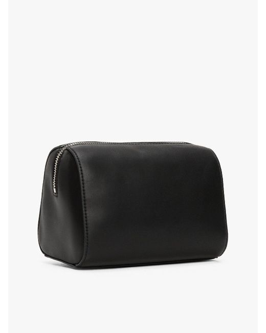 Tommy Hilfiger Black Logo Plaque Vanity Case