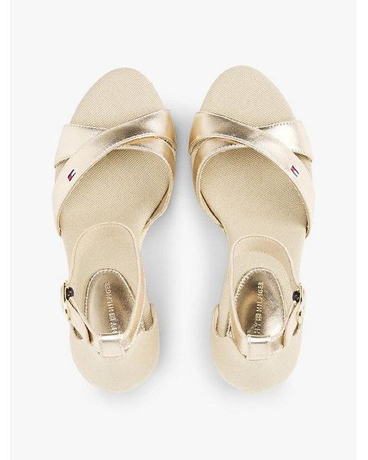 Sandalias Metalizadas Con Cuña Tommy Hilfiger de color Natural