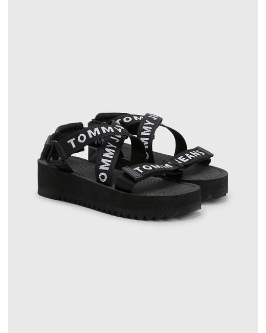 Tommy Hilfiger Webbing Logo Strap Flatform Sandals in Black | Lyst UK