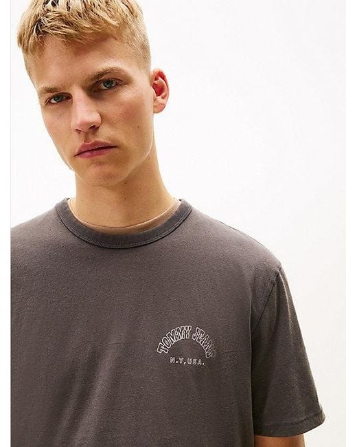 Tommy Hilfiger 90S Western T-Shirt Met Ruglogo in het Gray voor heren