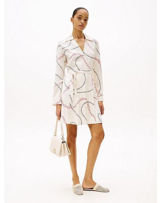 Minivestido Cruzado Con Estampado Integral Tommy Hilfiger de color White