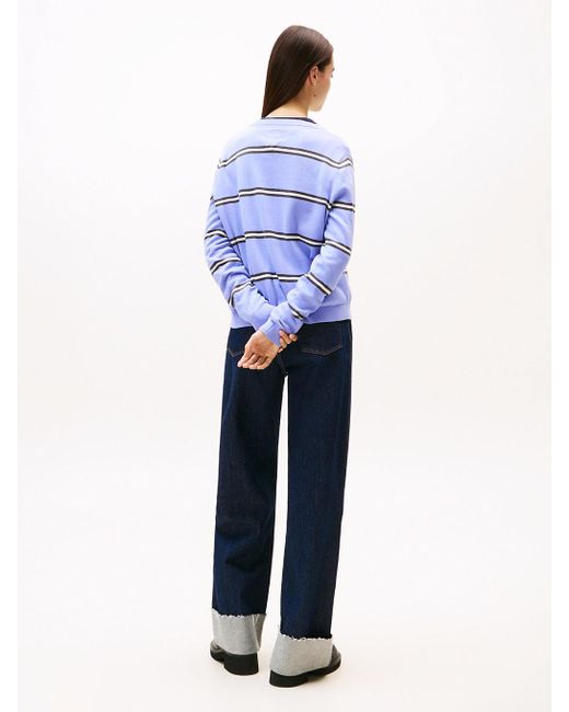 Pull À Col En V Et Drapeau Brodé Tommy Hilfiger en coloris Blue