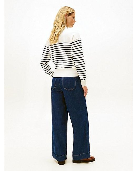 Tommy Hilfiger Gestreepte Trui Met Opstaande Hals En Knopen in het White