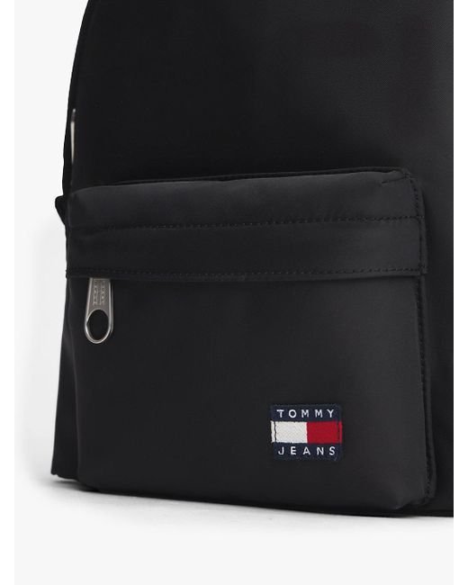 Zaino Con Logo Ripetuto di Tommy Hilfiger in Black