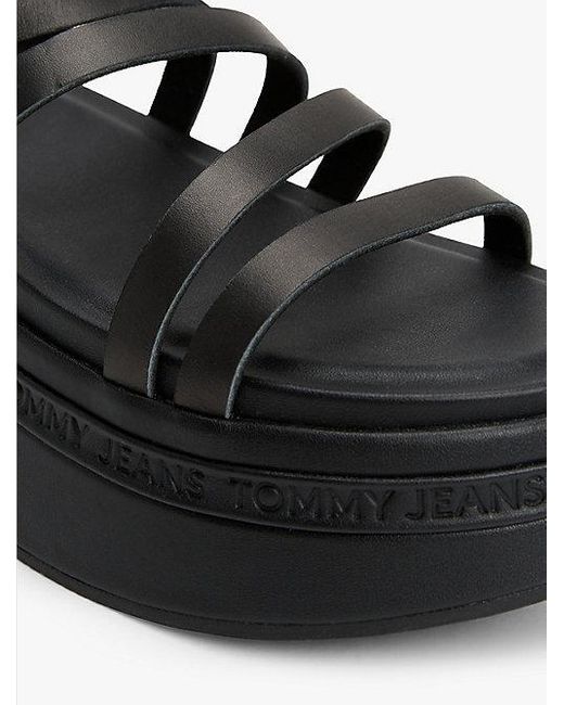 Tommy Hilfiger Leren Platformsandaal Met Bandjes in het Black