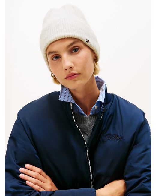 Bonnet Doux En Laine À Drapeau Tommy Hilfiger en coloris White