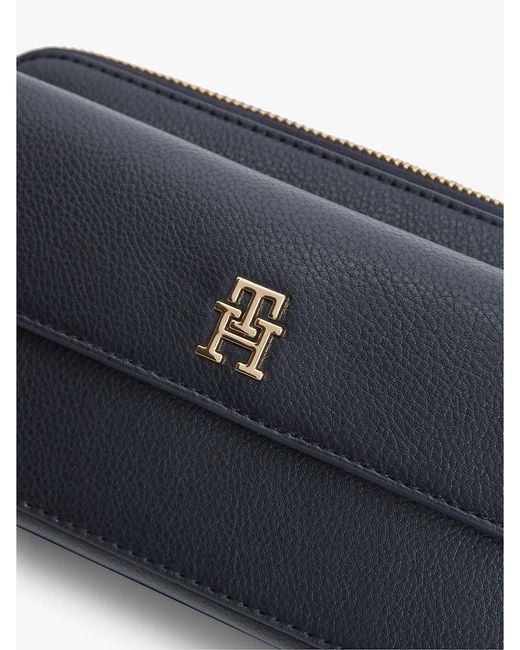 Tommy Hilfiger Blue Hilfiger Icon Crossbody Camera Bag