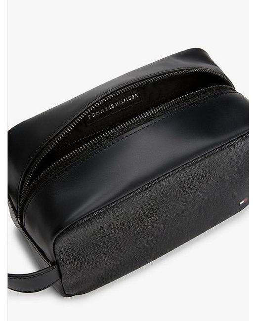 Tommy Hilfiger Leren Toilettas Met Hilfiger-Vlag in het Black voor heren