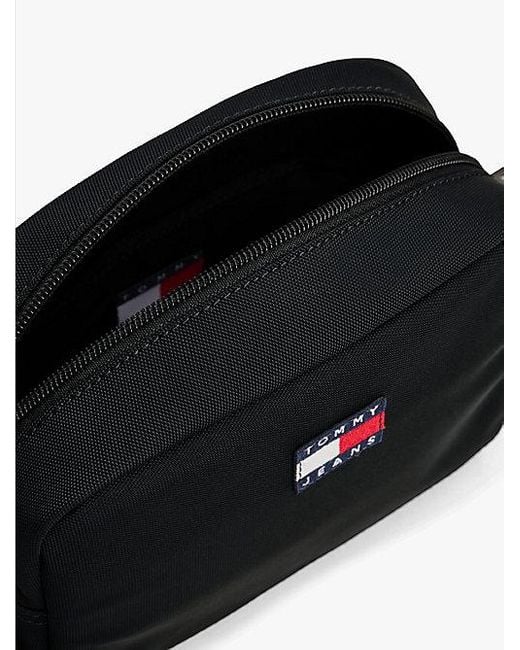 Tommy Hilfiger Black Essential Crossbody-Tasche Mit Logo