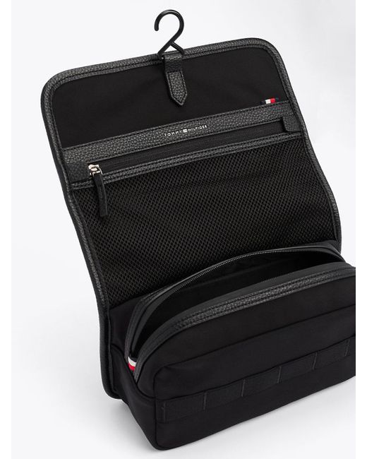 Tommy Hilfiger Black Metal Logo Hanging Washbag for men