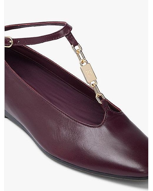 Tommy Hilfiger Leren Ballerina Met T-Bandje En Schakels in het Purple