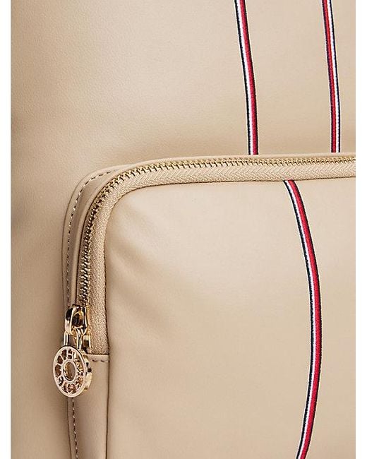 Mochila Suave Con Cinta Distintiva Tommy Hilfiger de color Natural