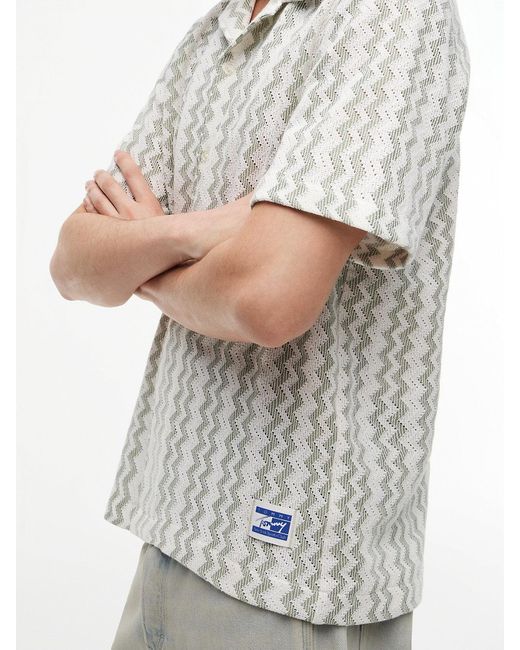 Tommy Hilfiger White Regular Fit Textured Short Sleeve Shirt for men