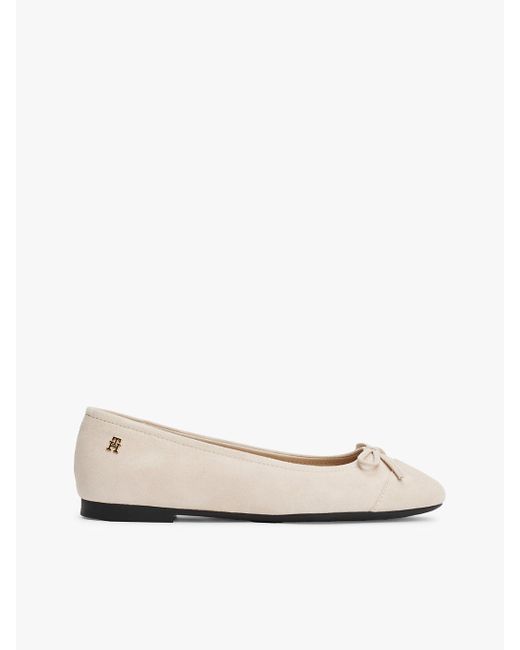 Ballerines En Daim À Monogramme Th Tommy Hilfiger en coloris Natural