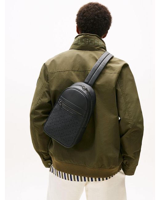 Zaino Monospalla Th Monogram di Tommy Hilfiger in Black da Uomo