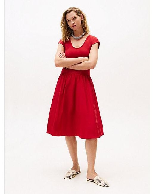 Vestido Midi De Punto Con Corte Evasé Tommy Hilfiger de color Red